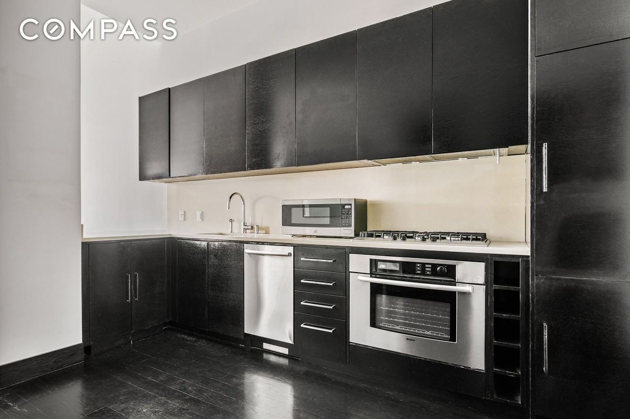254 Park Ave S #11P - Photo 2 of 10