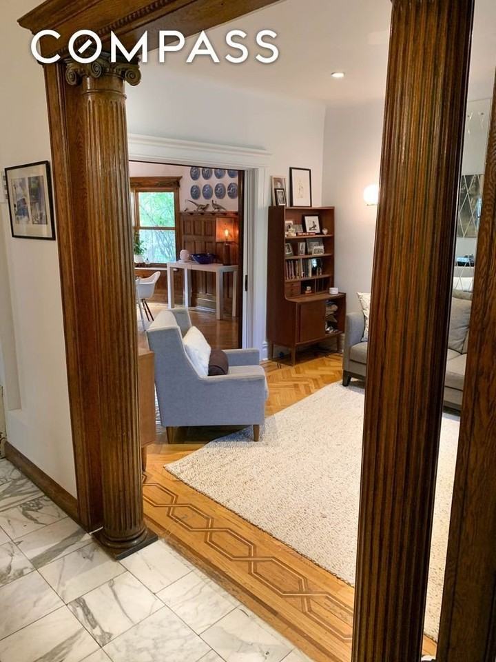 1412 Ditmas Ave - Photo 4 of 24