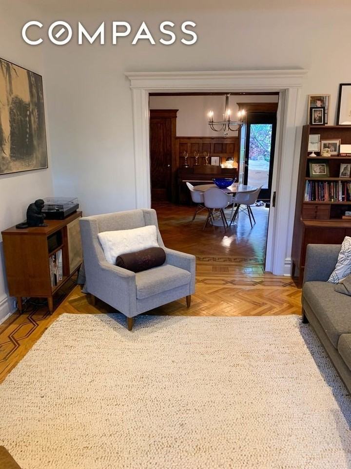 1412 Ditmas Ave - Photo 5 of 24