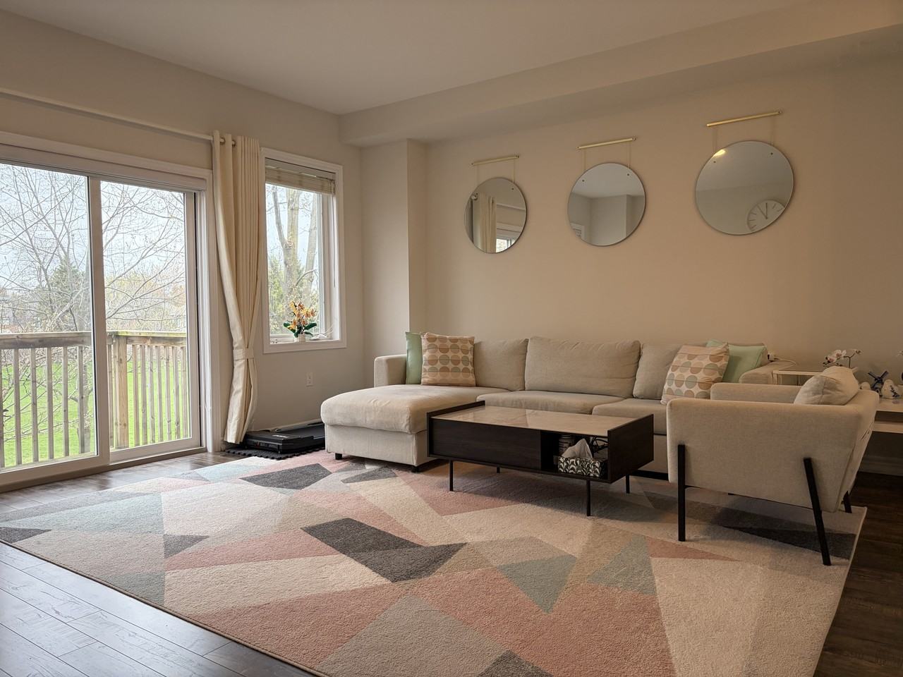 122 Dundas Street East #18 - Photo 2 of 22