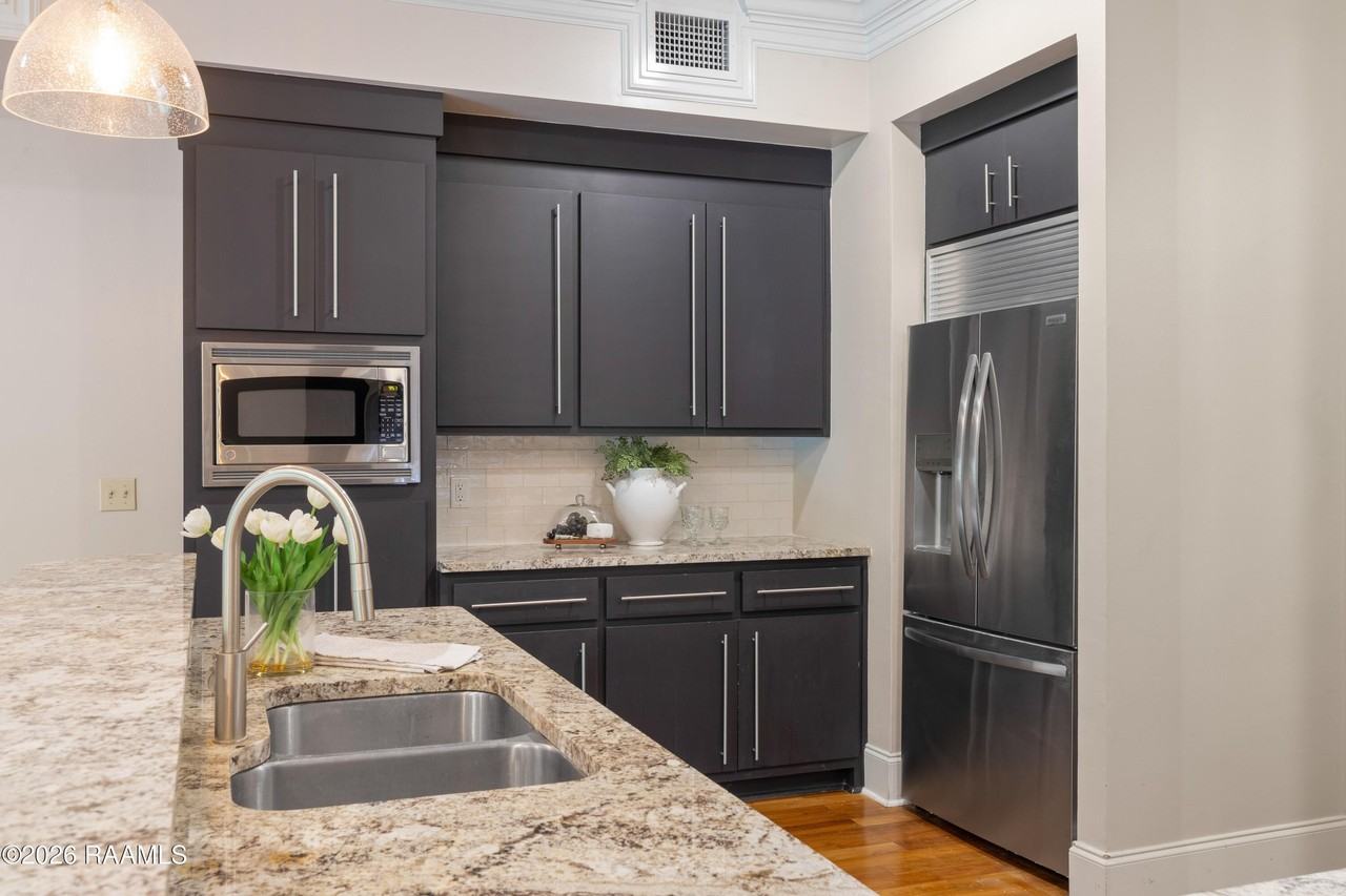 605 Silverstone Rd #205B - Photo 7 of 38