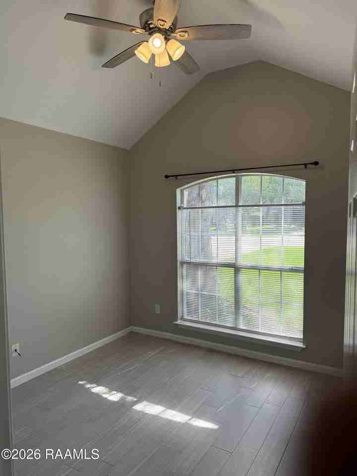 408 Rue Canard - Photo 7 of 20