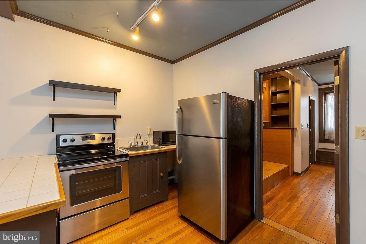 105 N Loudoun St #3 - Photo 3 of 21