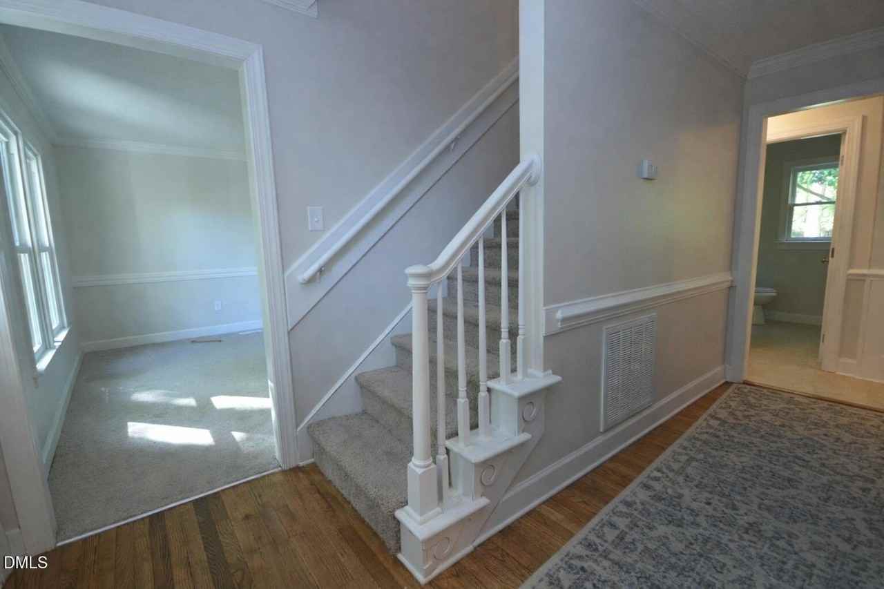 2504 Timothy Dr - Photo 5 of 29