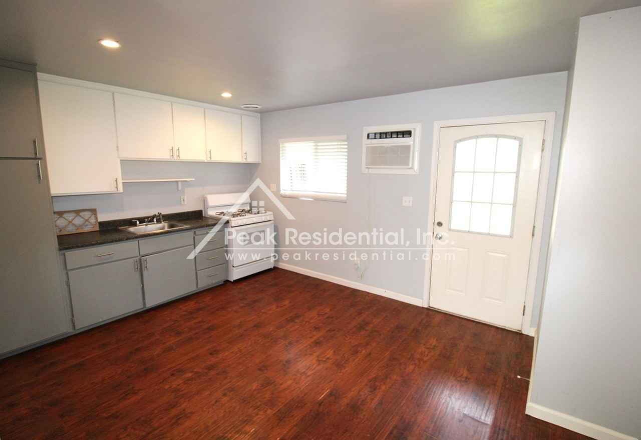 5914 Del Campo Ln - Photo 5 of 13