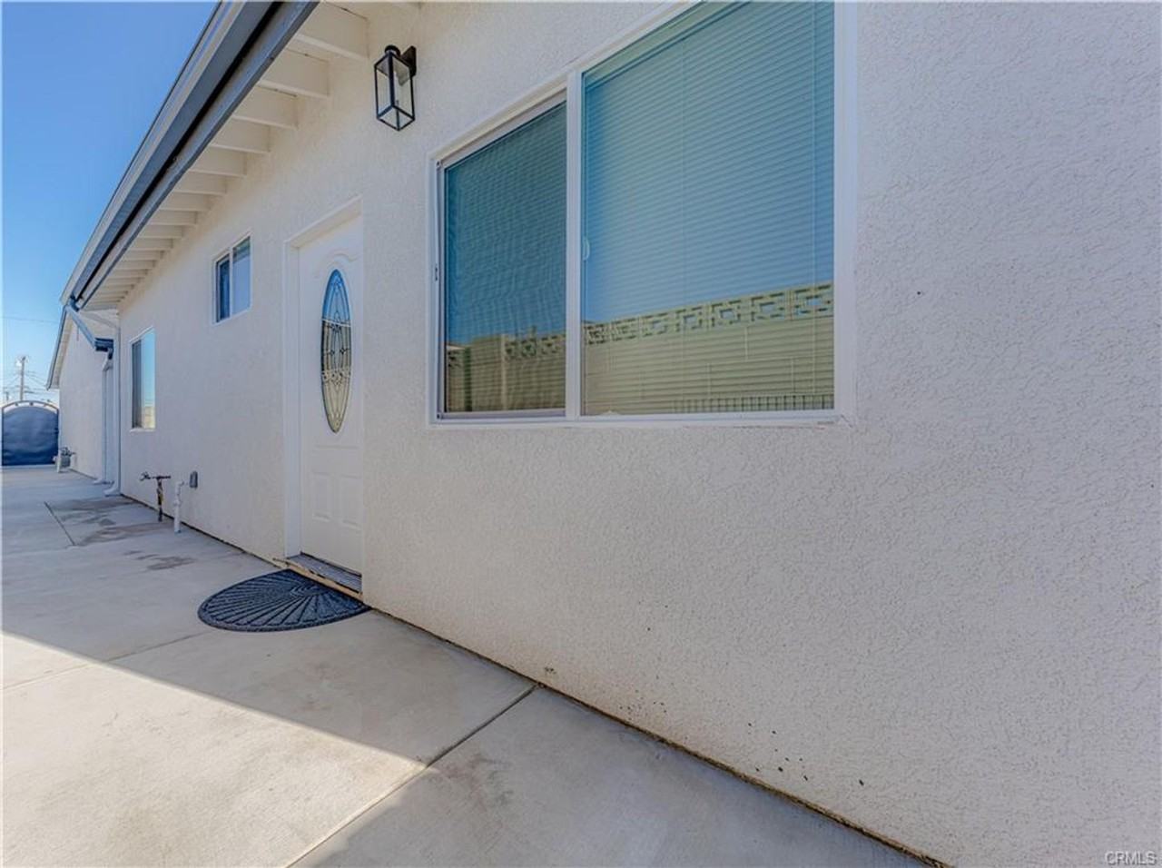 13431 Benton St - Photo 2 of 20