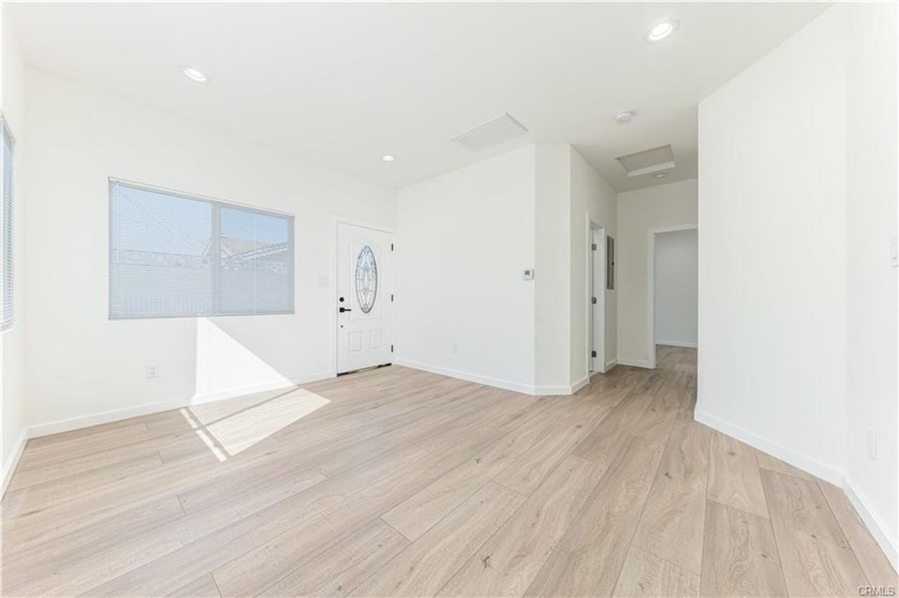 13431 Benton St - Photo 3 of 20