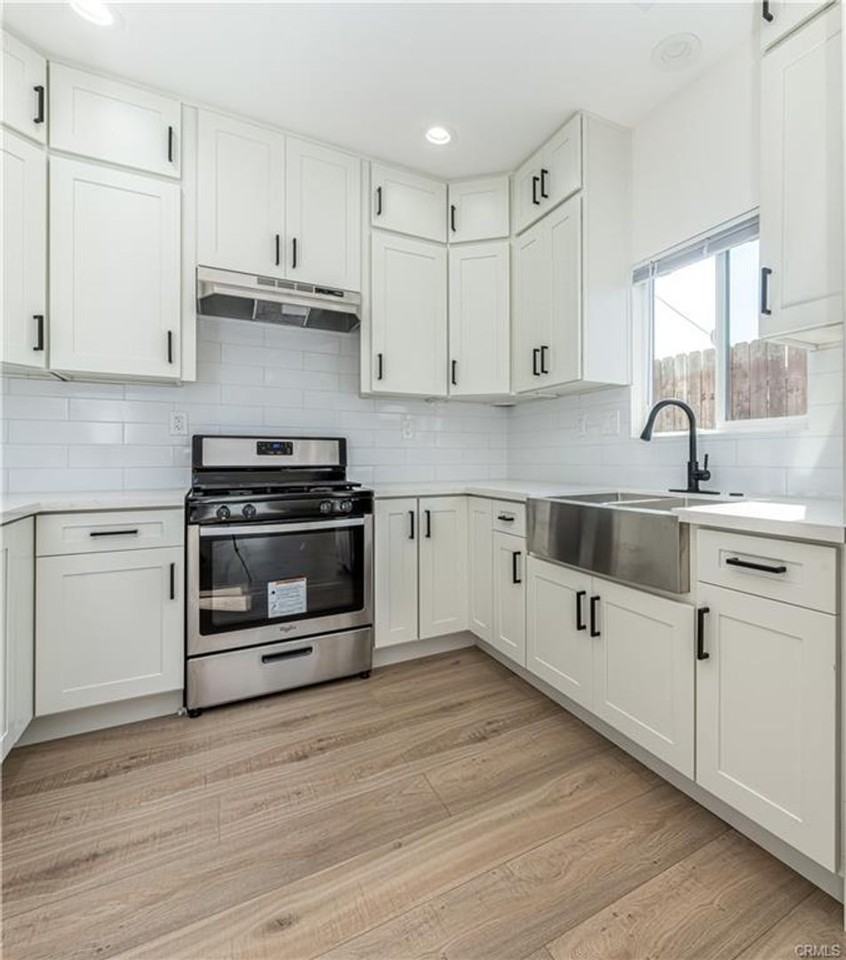13431 Benton St - Photo 6 of 20