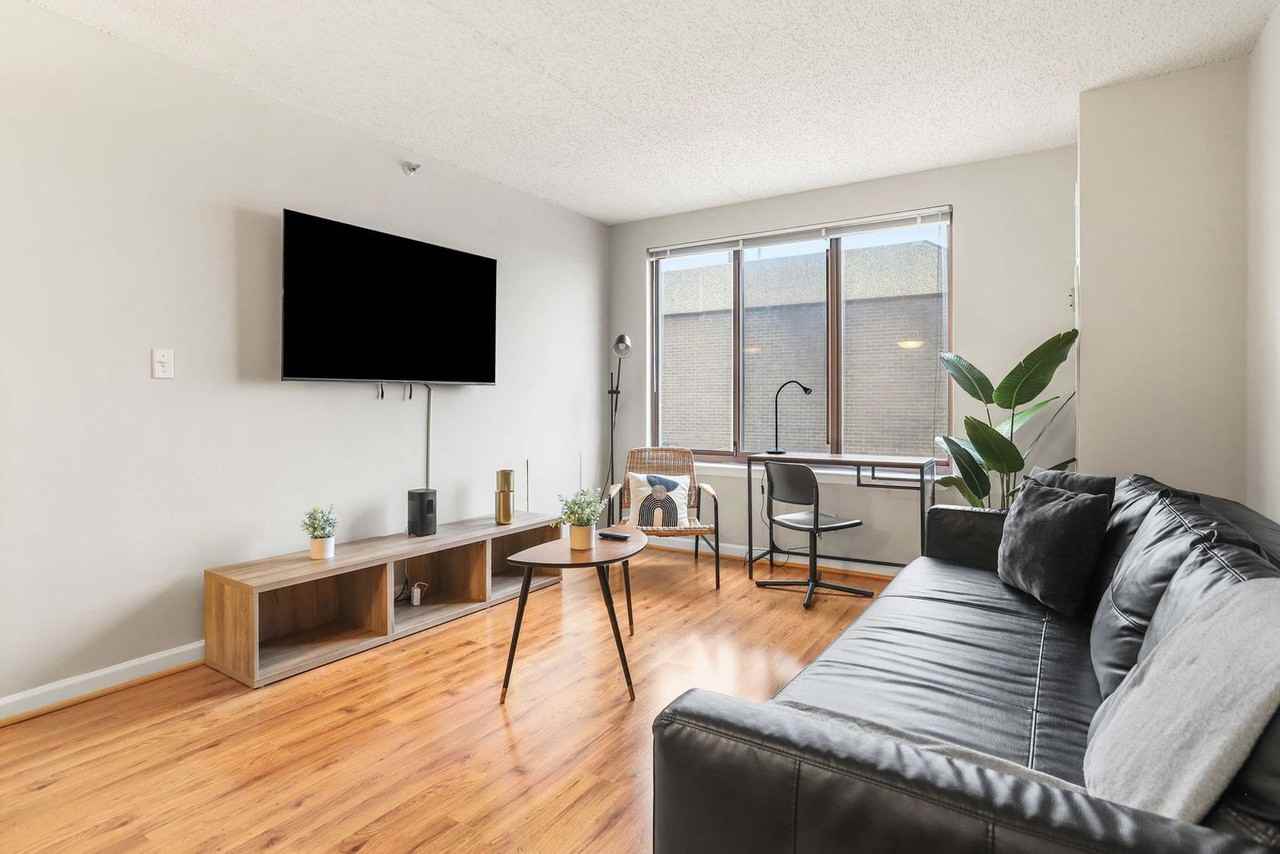 401 12th St S #1474781P - Photo 7 of 30