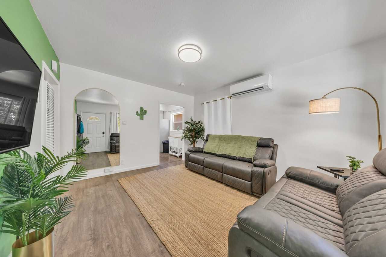 4700 65th St #1473533P - Photo 4 of 21