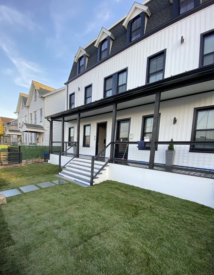 4 Larsen St #1 - Photo 2 of 2