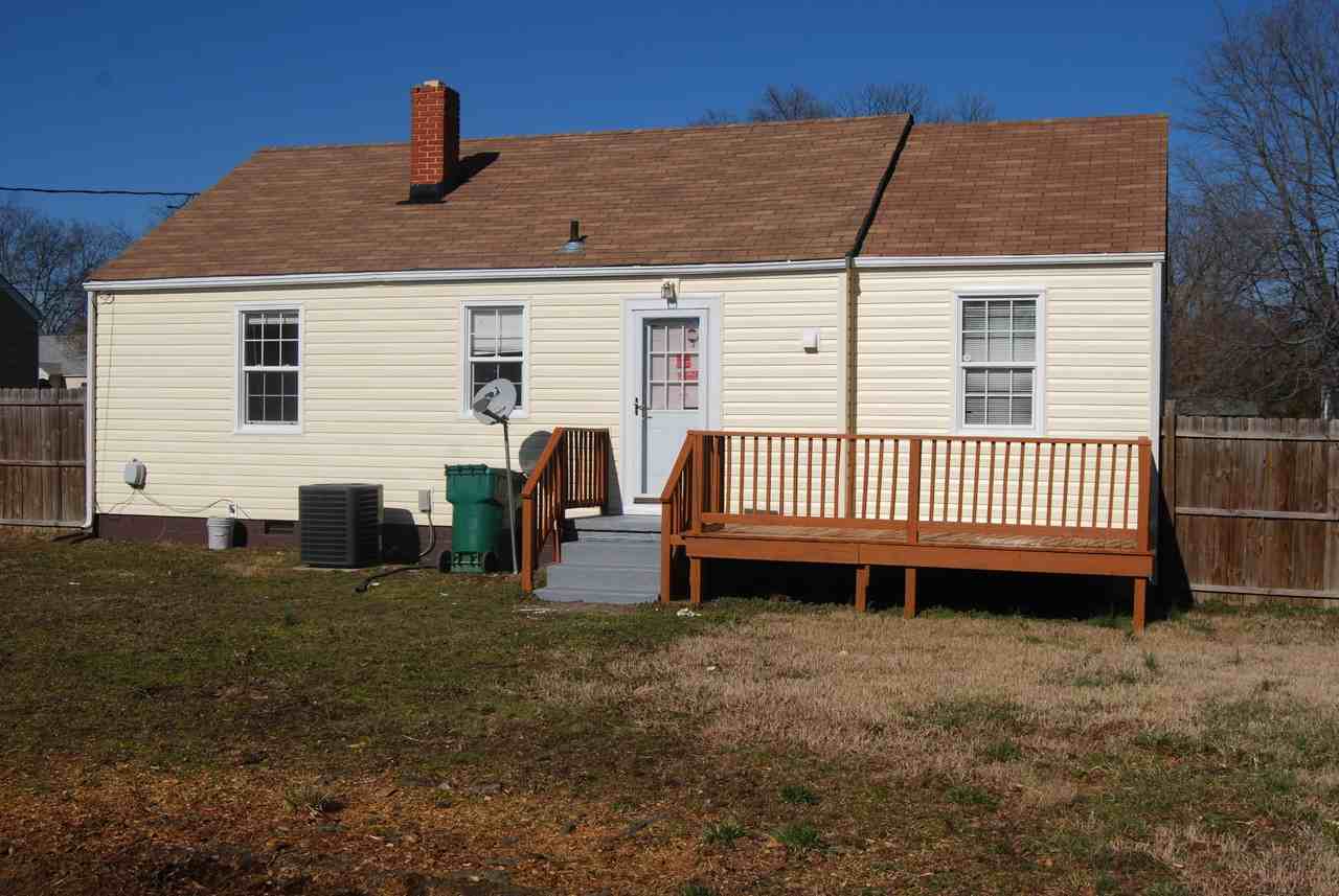 1811 Binford Ln - Photo 5 of 5