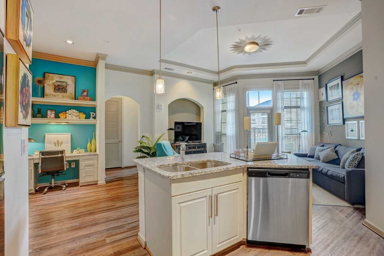 10662 Texas Park - Photo 2 of 18