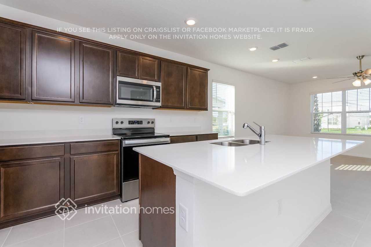 6126 Whispering Glen - Photo 6 of 18