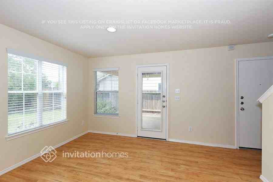 29607 Evergreen Hills Dr - Photo 7 of 15