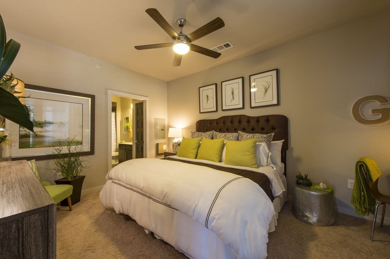 23518 Kingsland Blvd #E99W - Photo 4 of 10