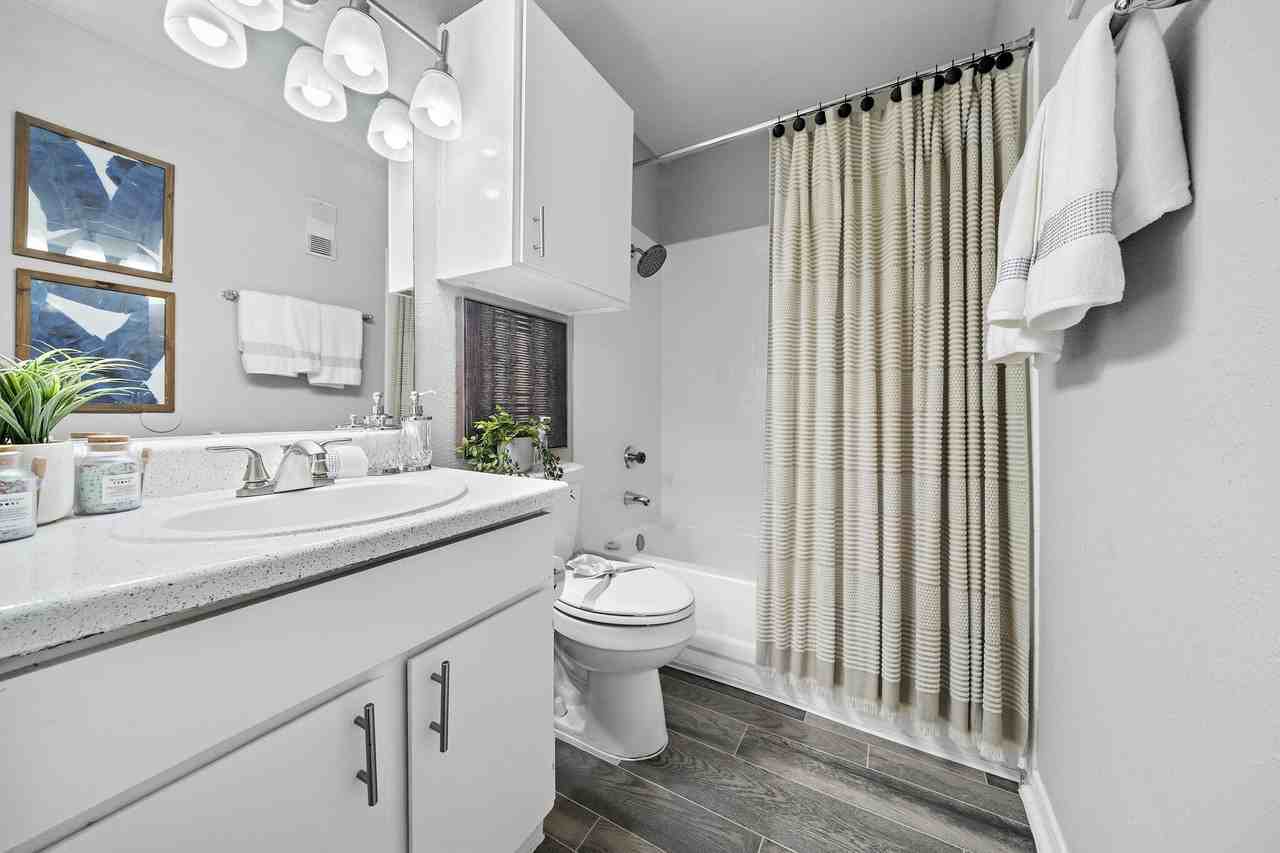 16799 Kleinwood Dr #EAC - Photo 7 of 11