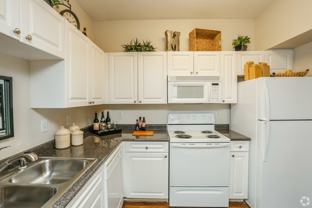 999 White St #EAMH - Photo 1 of 1