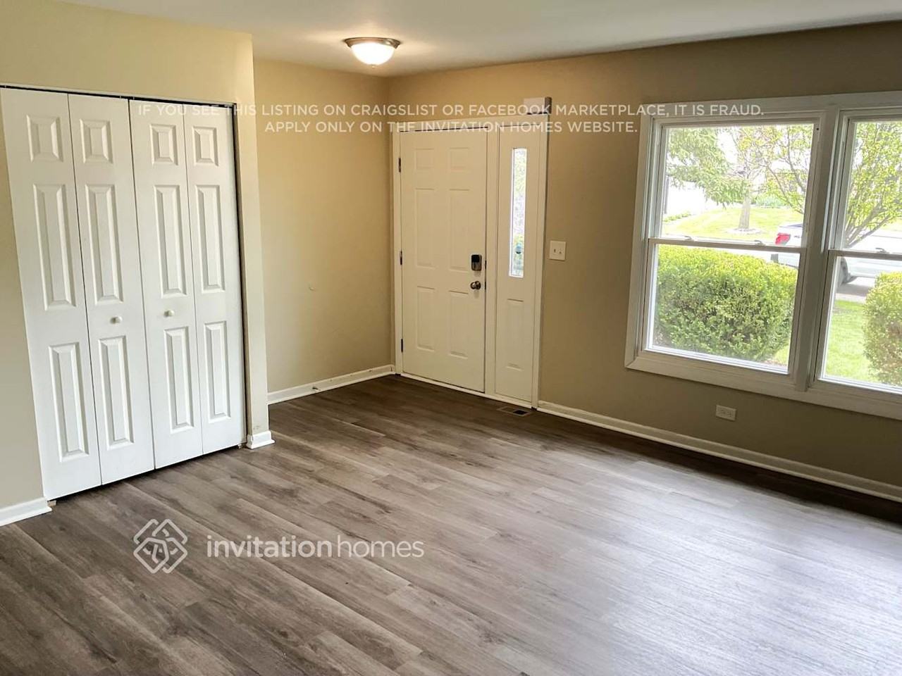 735 Burr Oak Dr - Photo 2 of 11