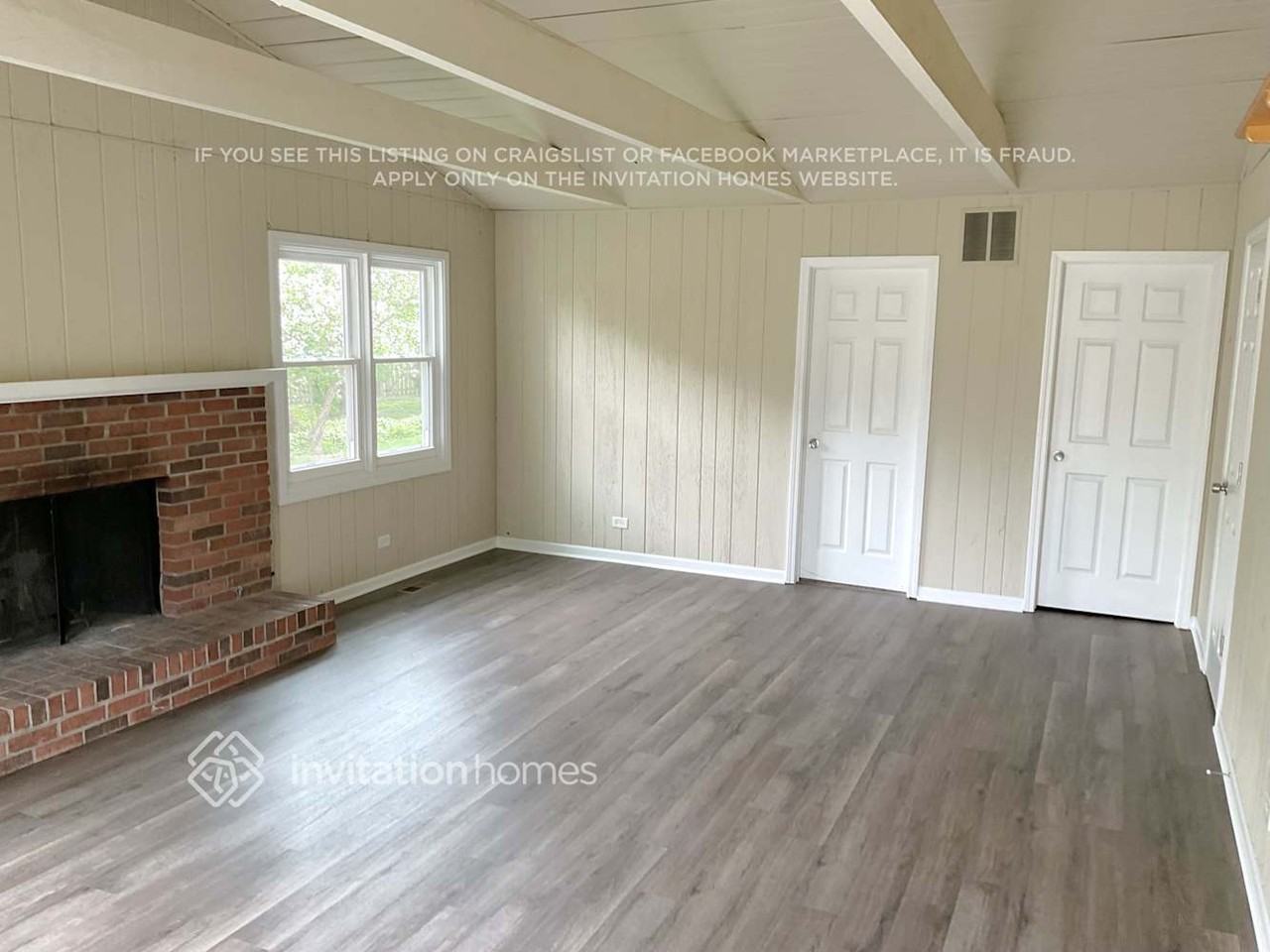 735 Burr Oak Dr - Photo 3 of 11
