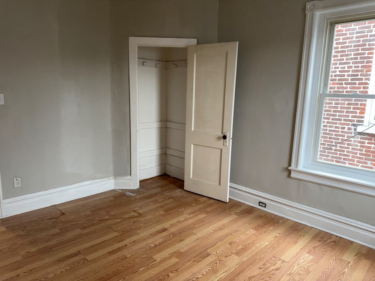 41 S Franklin St - Photo 4 of 17
