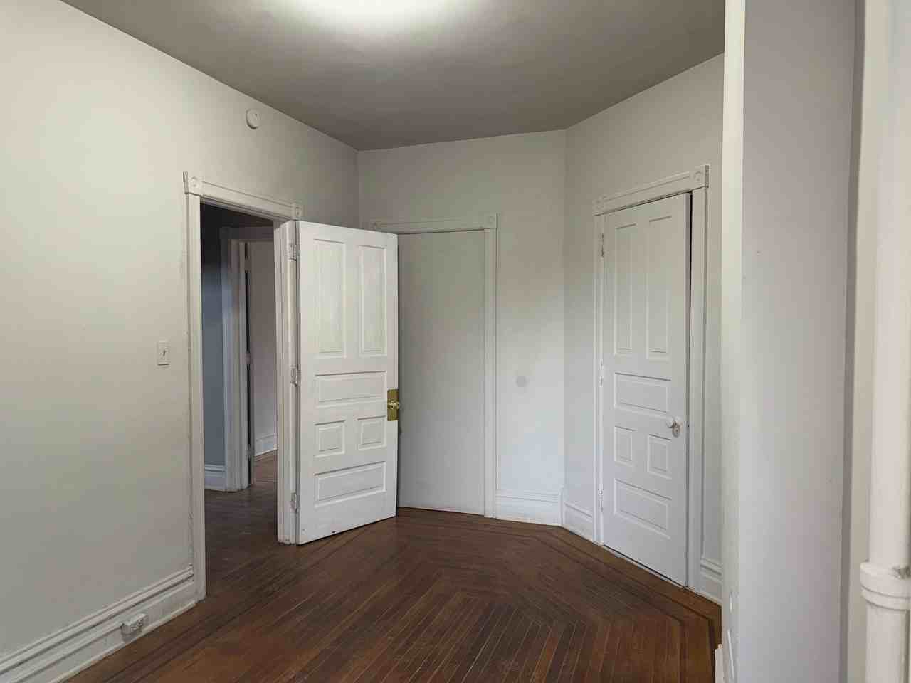 41 S Franklin St - Photo 5 of 17