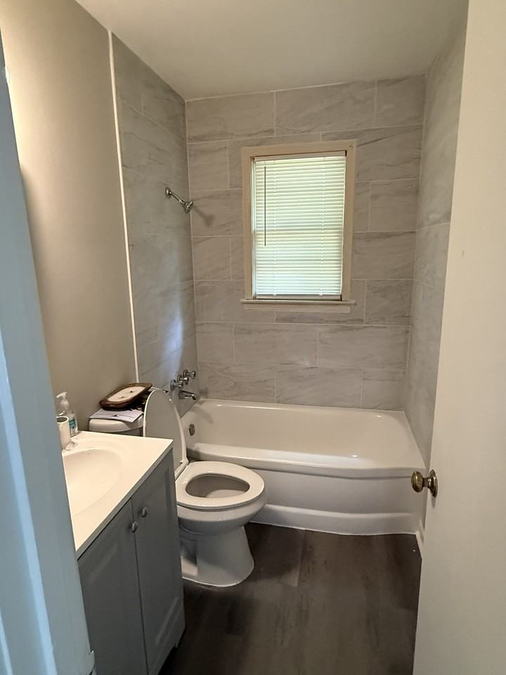 1513 Rex St - Photo 6 of 13