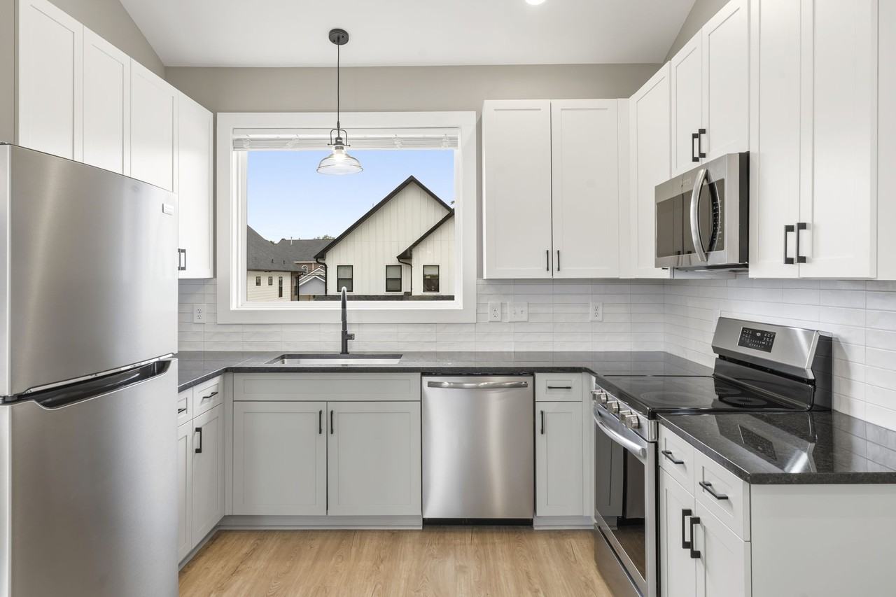 317 Wilkins St #D - Photo 5 of 20