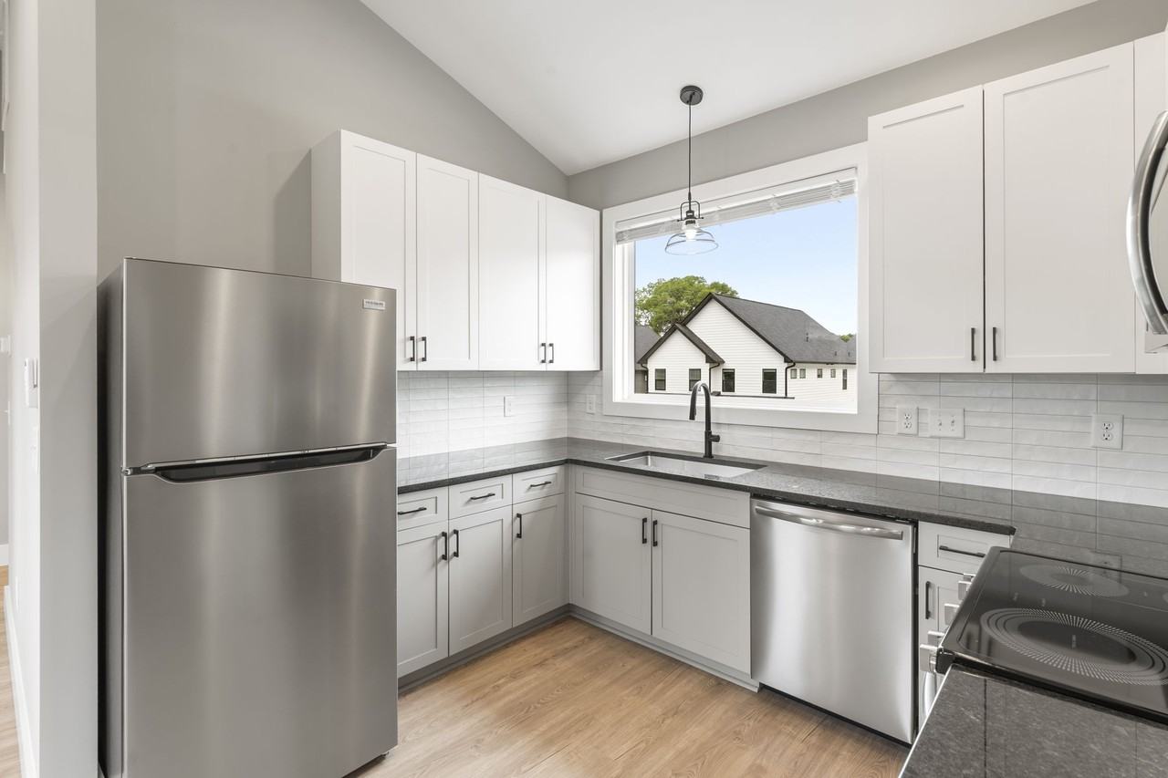 317 Wilkins St #D - Photo 7 of 20