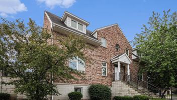 featured image of 806 S Bend Ave #A