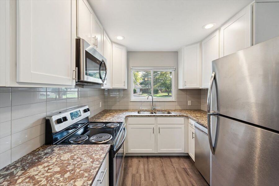 3808 W Sylvania - Photo 3 of 10
