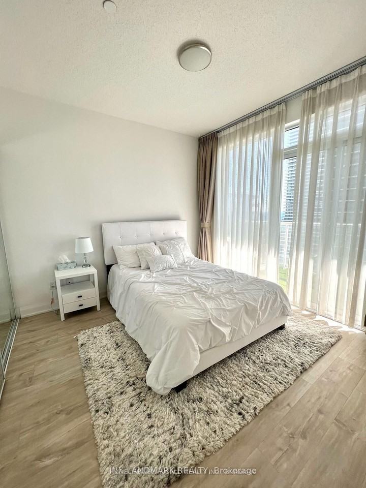 56 Annie Craig Drive #1606 - Photo 3 of 11