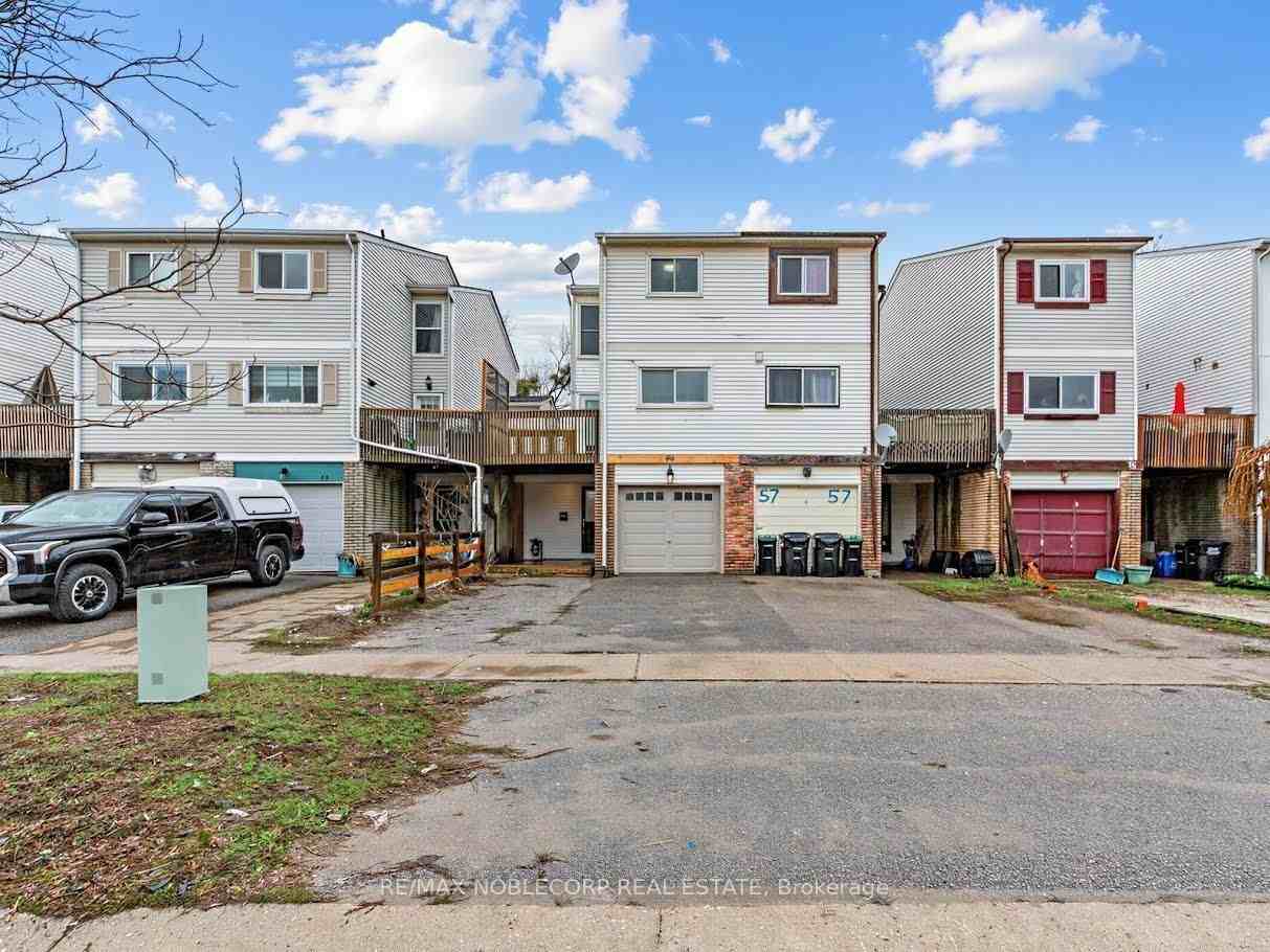 59 Scott Crescent #upper