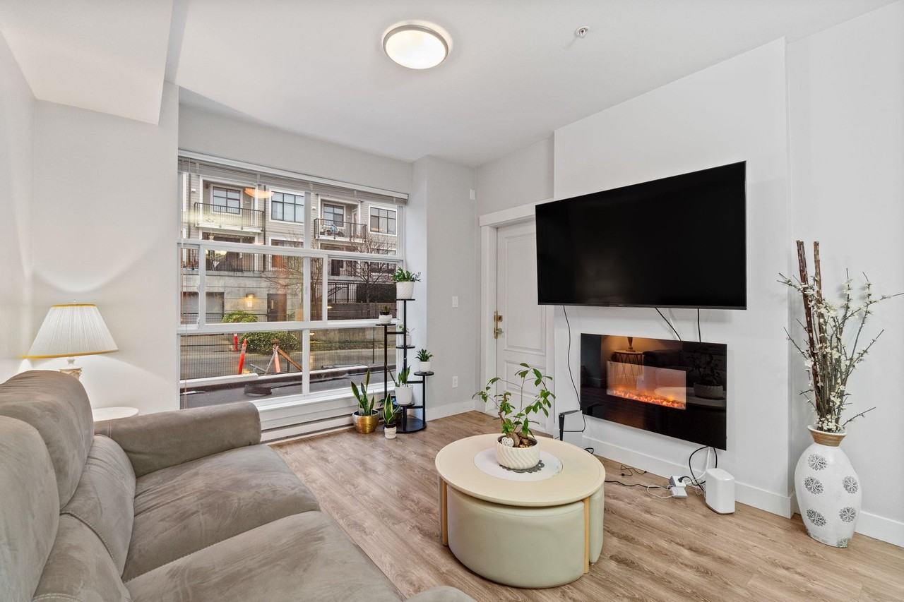 827 Roderick Avenue #208 - Photo 5 of 17