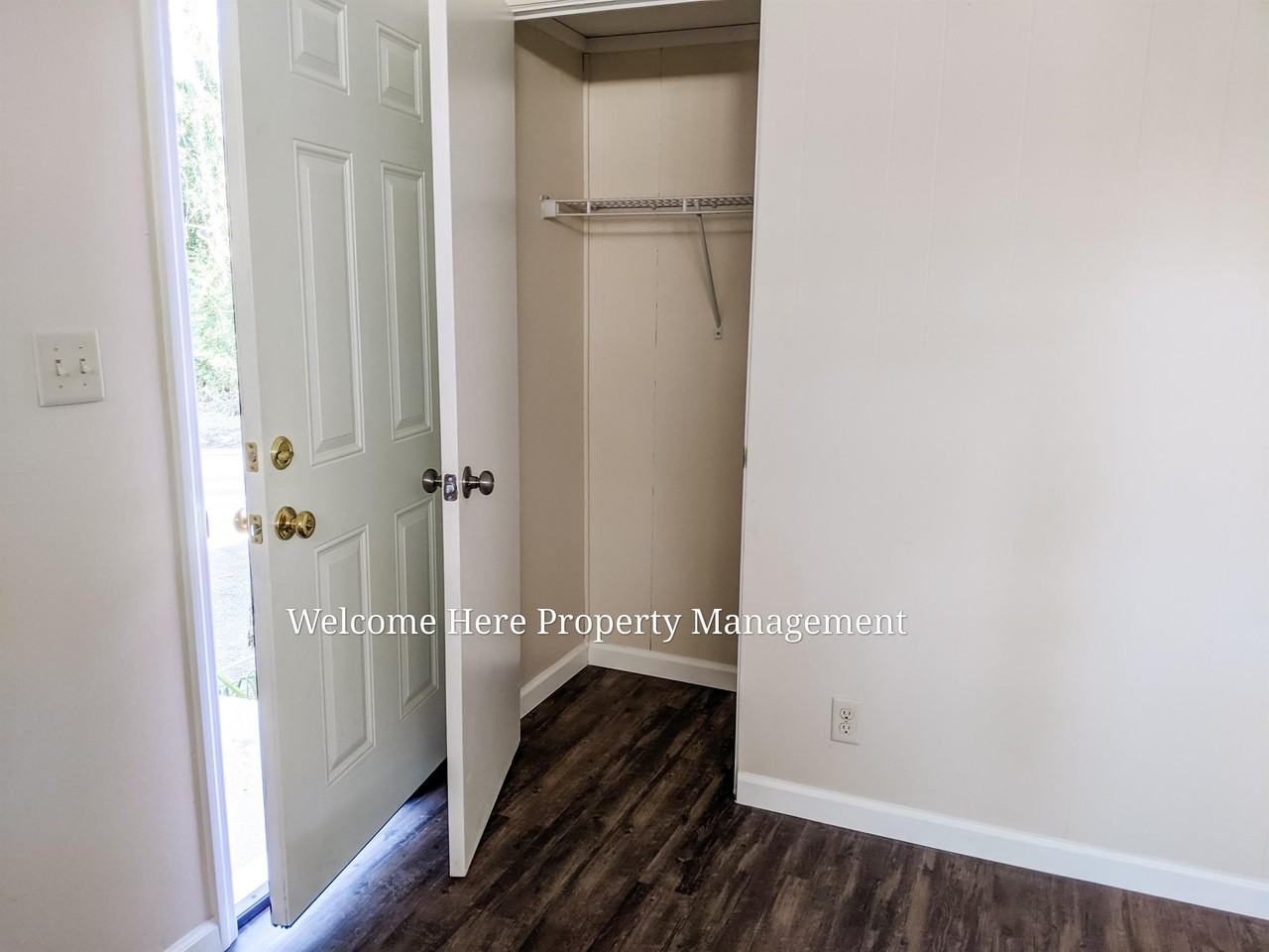 1565 Coombs Dr #1 - Photo 7 of 35