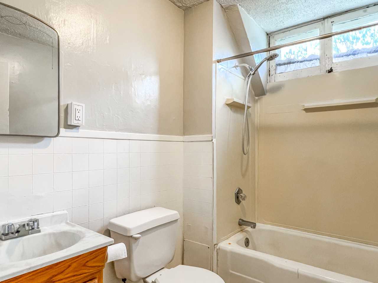 321 E Michigan St #2 - Photo 5 of 5