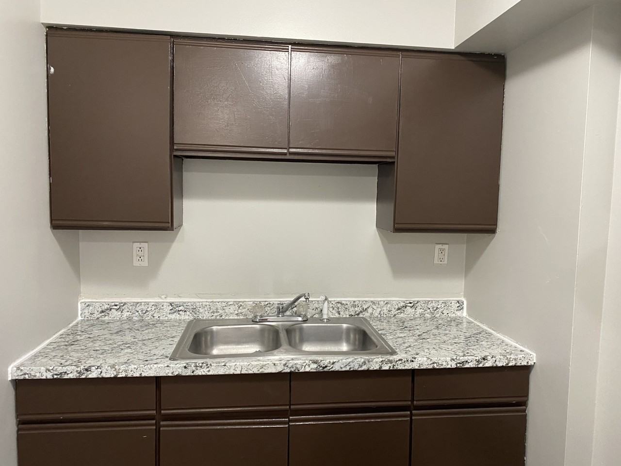 1416 4th Ave #1 - Photo 5 of 12