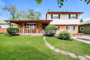 featured image of 2644 Queensway Dr