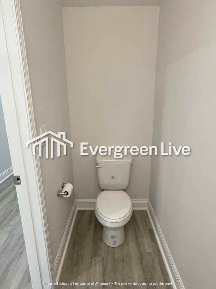 9879 Fowler Ave - Photo 6 of 29