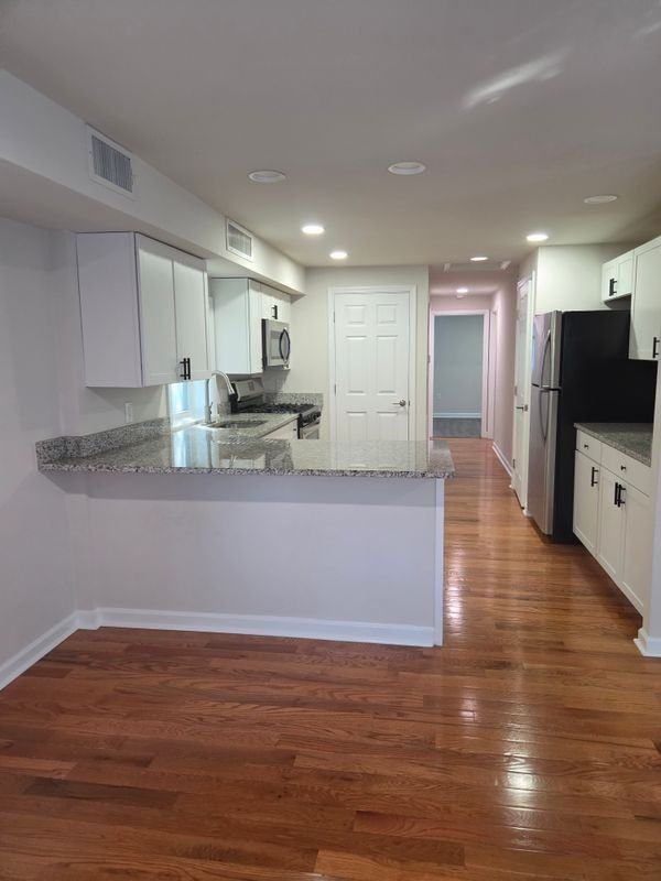 707 E Baltimore Pike - Photo 2 of 12