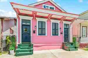 featured image of 1128 N Roman St