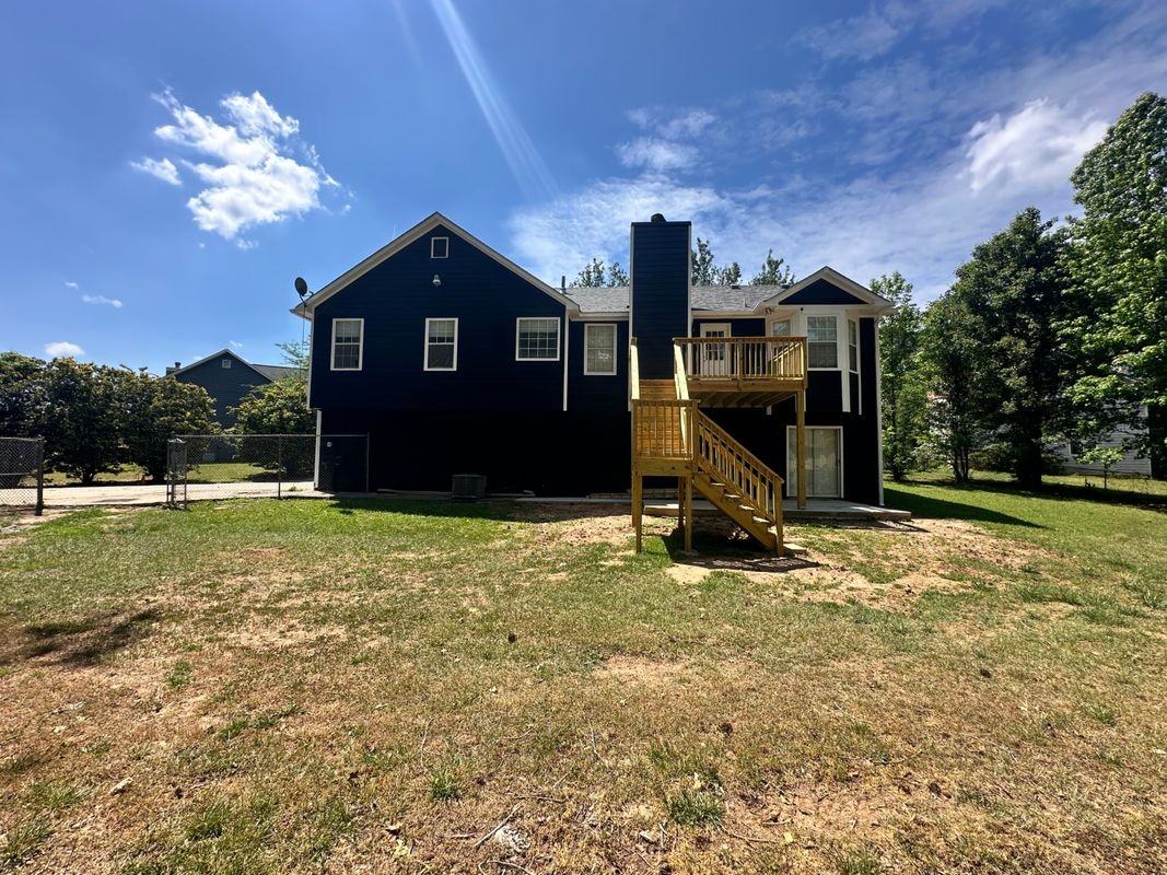 312 Stillwood Ct - Photo 3 of 36