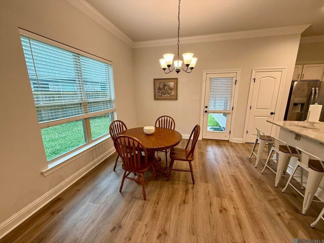 7306 Kenilworth Crossing Ave - Photo 7 of 20