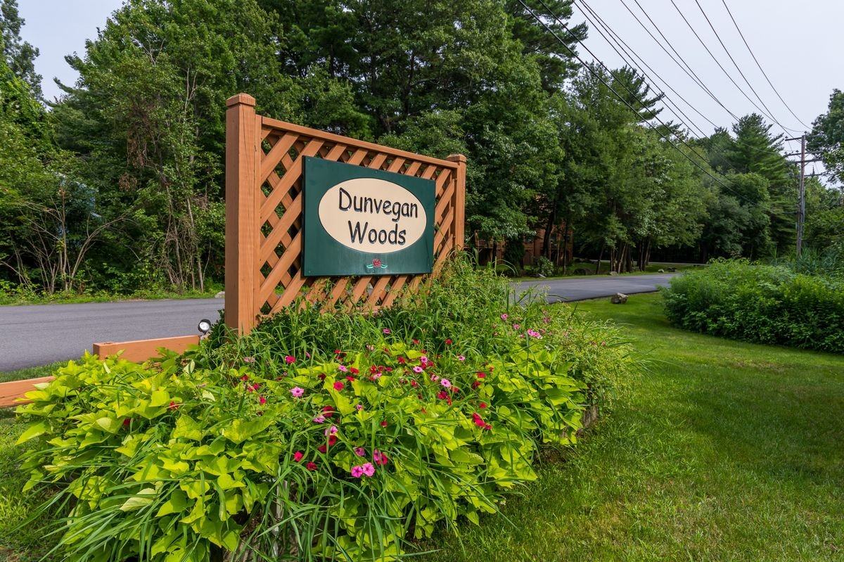 87 Dunvegan Woods - Photo 4 of 22