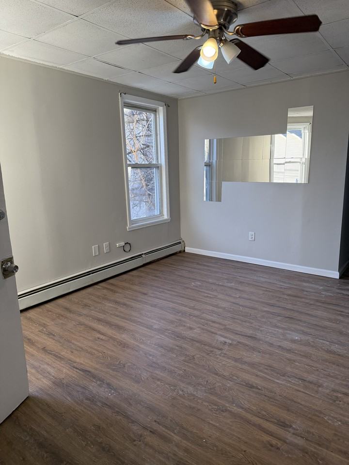 85 Holsman St #2 - Photo 2 of 20