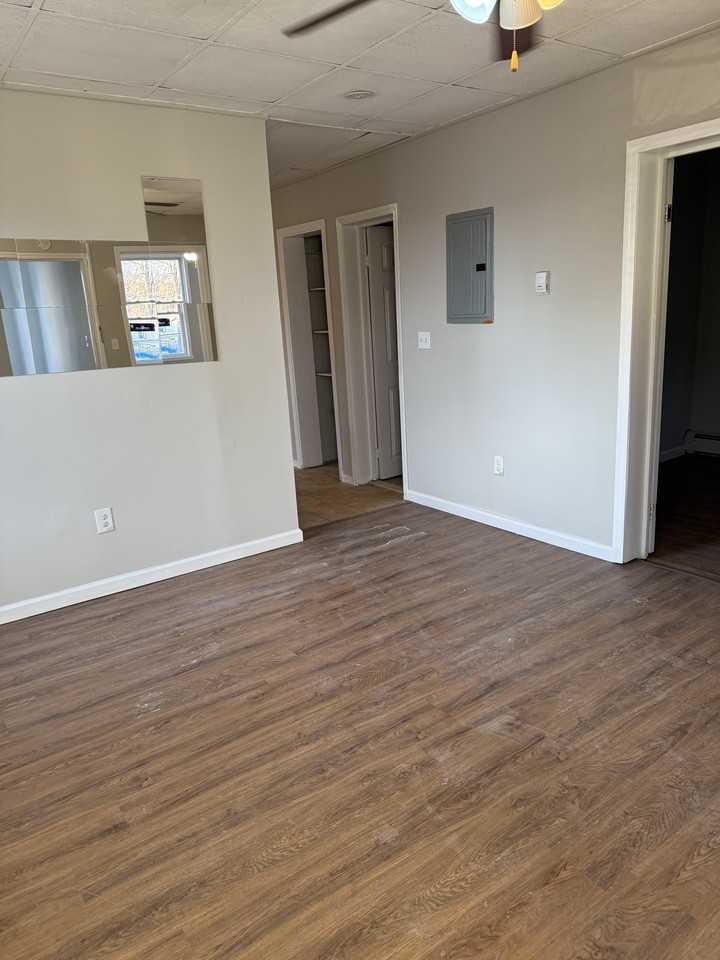 85 Holsman St #2 - Photo 3 of 20