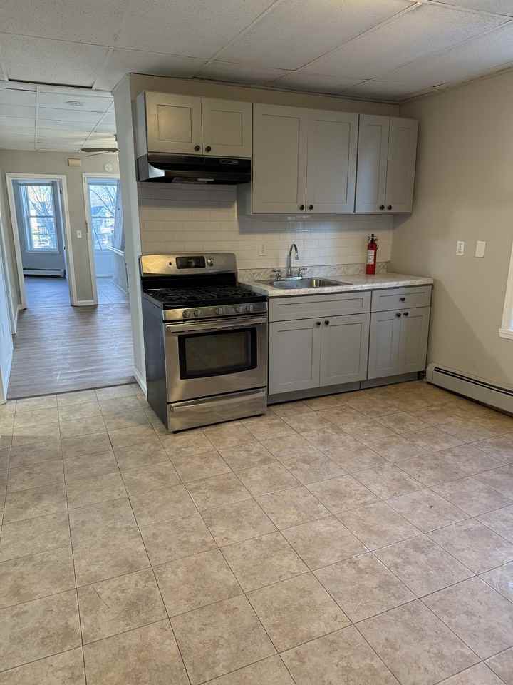 85 Holsman St #2 - Photo 5 of 20