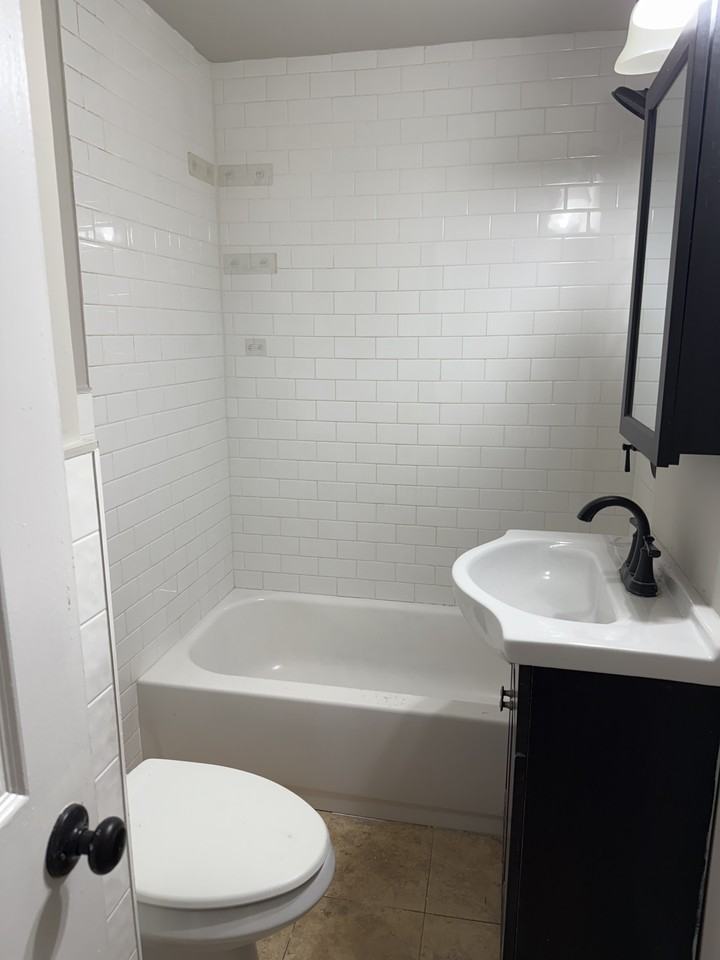 85 Holsman St #2 - Photo 6 of 20