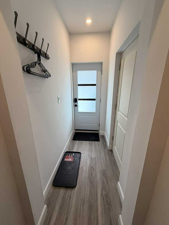 199 Ontario Street #6 - Photo 3 of 8