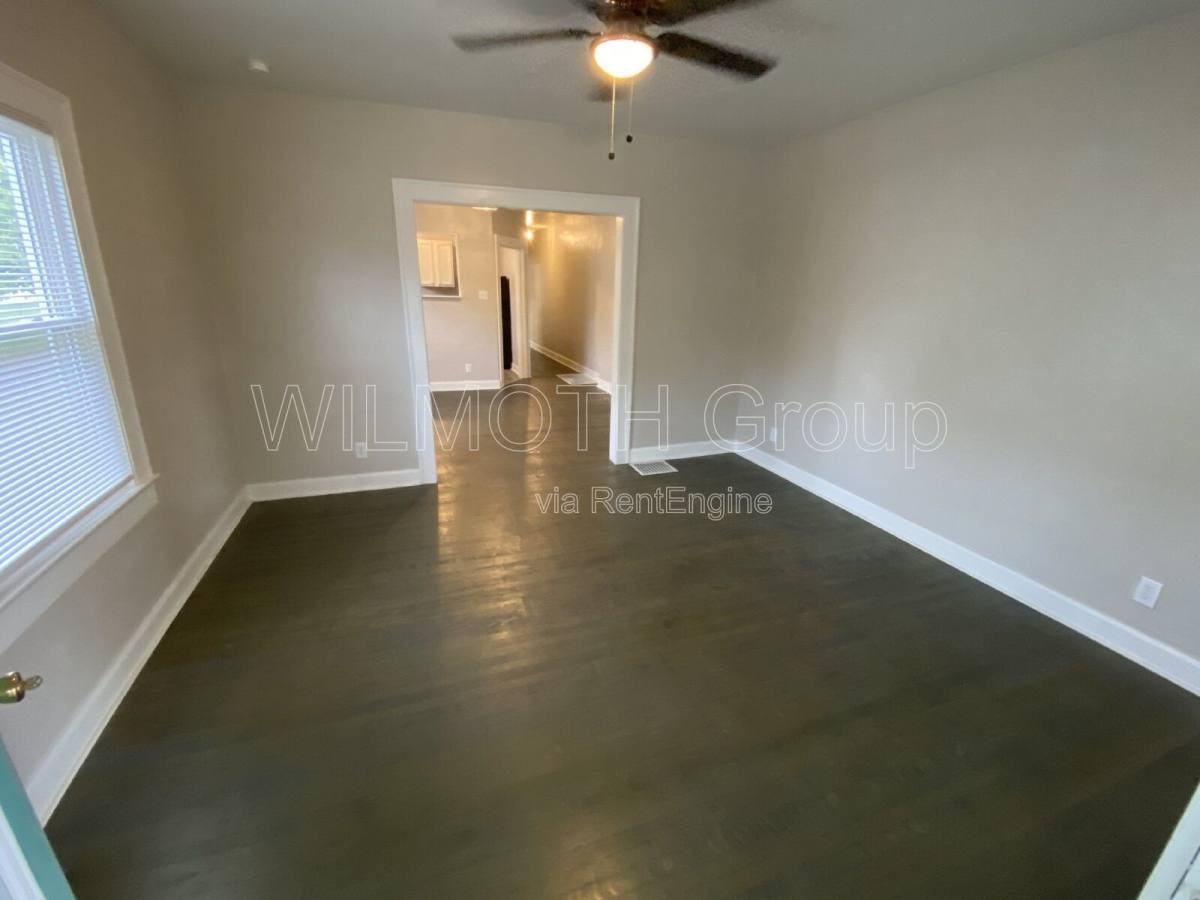 775 N Dequincy St - Photo 2 of 10